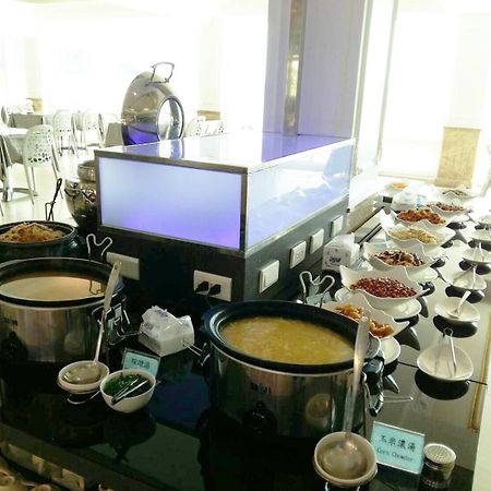 White House Hot Spring Beach Resort Wanli Exterior photo
