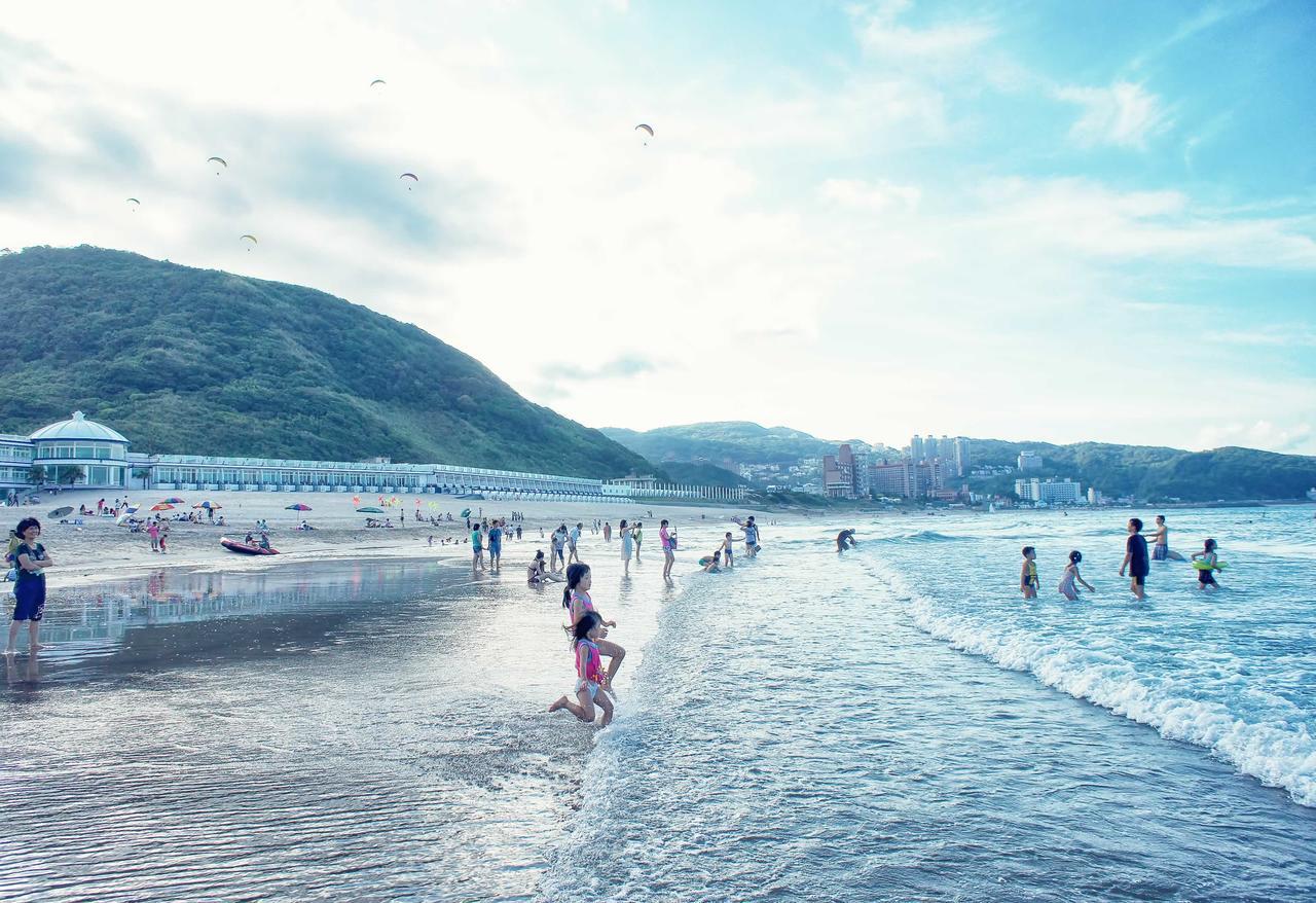 White House Hot Spring Beach Resort Wanli Exterior photo