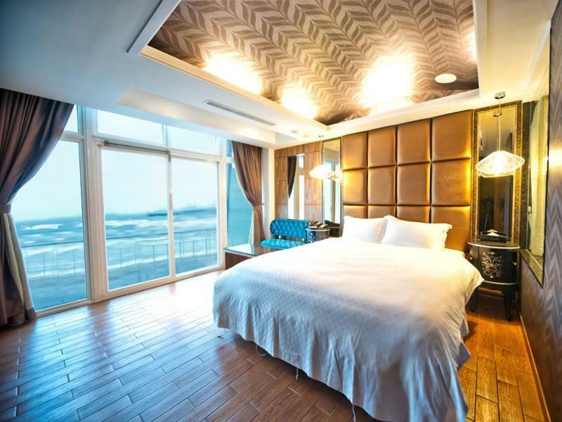 White House Hot Spring Beach Resort Wanli Exterior photo